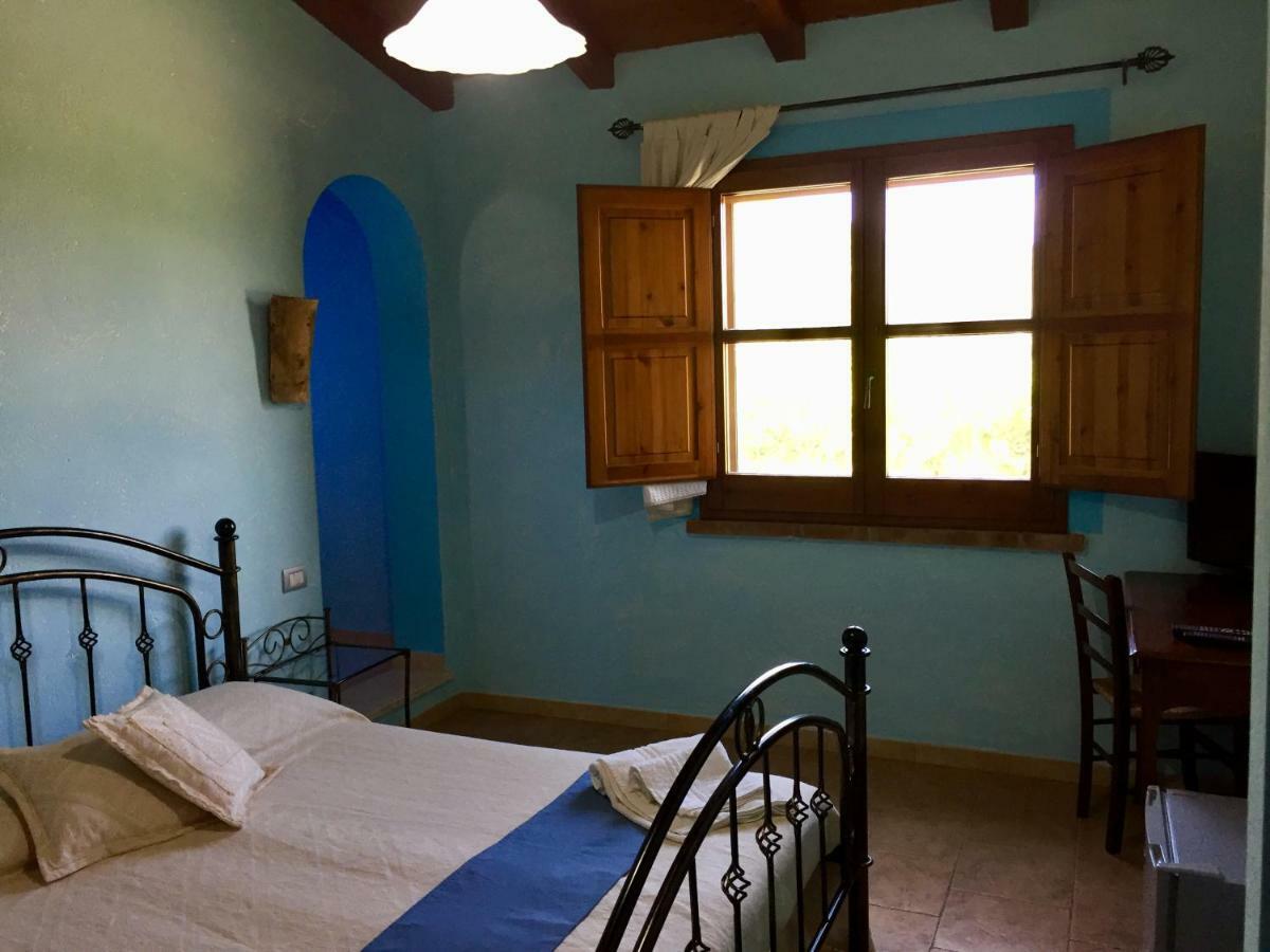 בית הארחה San Priamo 	I Carrubi מראה חיצוני תמונה